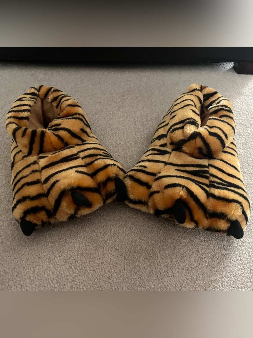 Tiger Print  Plush Slippers - Orange/Black